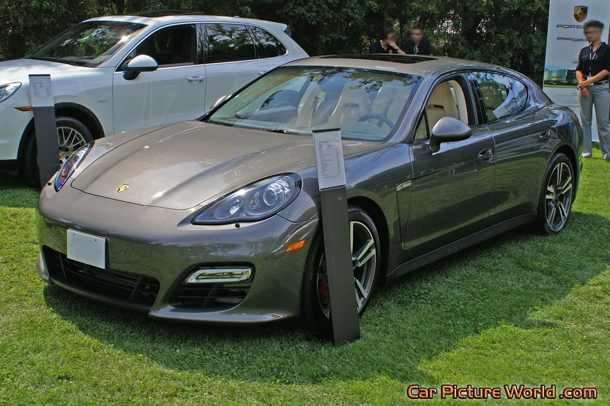 Picture of a 2013 Porsche Panamera GTS
