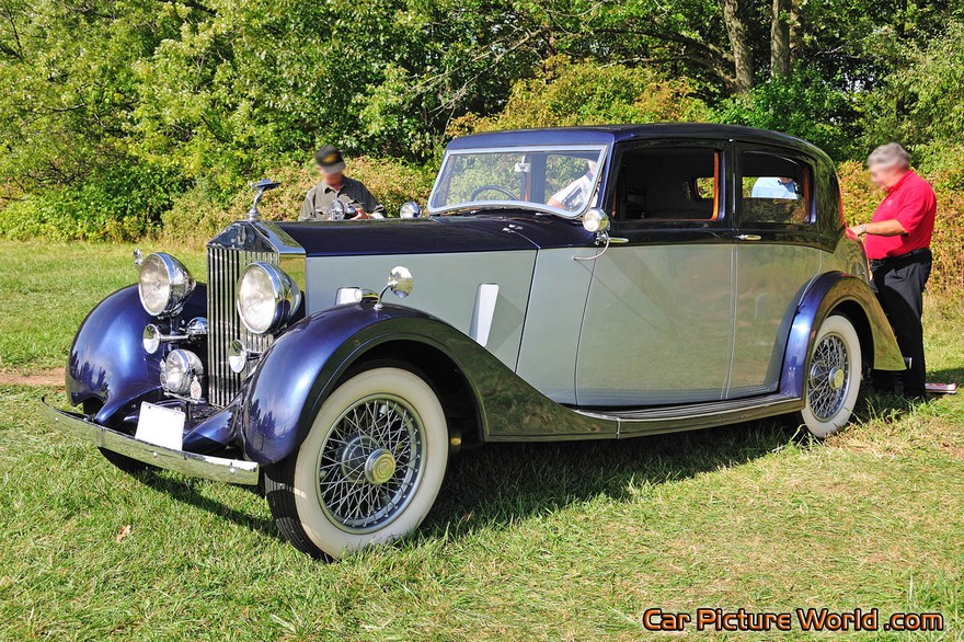 Picture of a 1937 Rolls Royce 25/30
